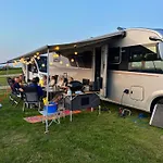 Vikaer & 3*