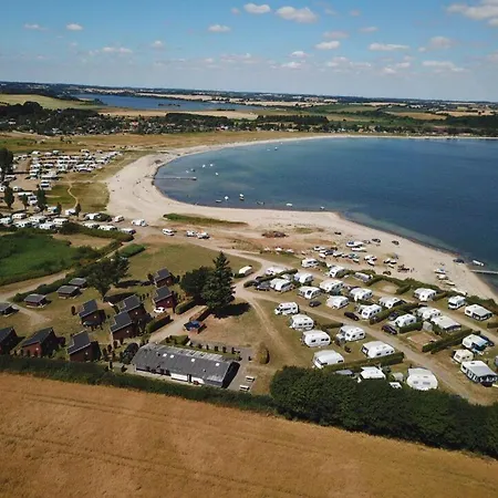 キャンプ場 Vikaer & 3*