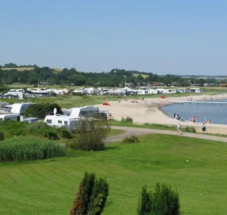 Vikaer & 3* Diernæs